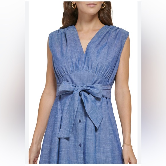 DKNY-NWT Sleeveless V-Neck Fit & Flare Dress. Size 10. 100% cotton. New with tag - Picture 1 of 12